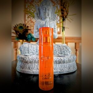 Candies Vanilla Amber Body Spray New Full Size